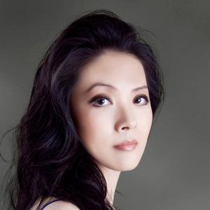 Ya-Fei Chuang — ClaviCologne zu Gast bei Mozarteum